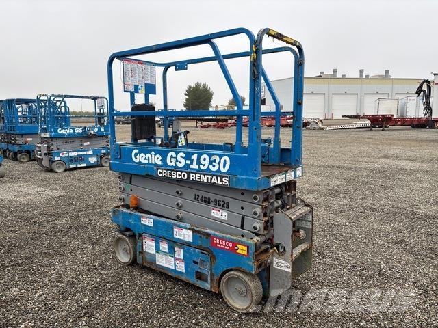 Genie GS1930 剪式升降機