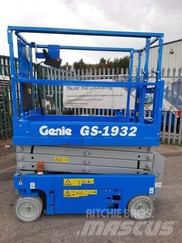 Genie GS1932 剪式升降機
