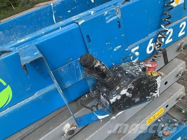 Genie GS1932 剪式升降機