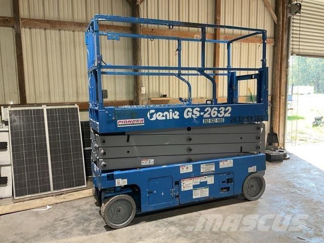 Genie GS2632 剪式升降機