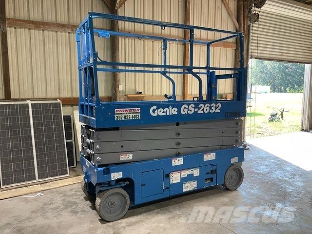 Genie GS2632 剪式升降機