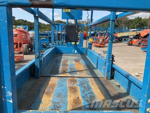 Genie GS3232 剪式升降機