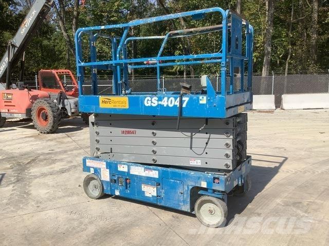 Genie GS4047 剪式升降機