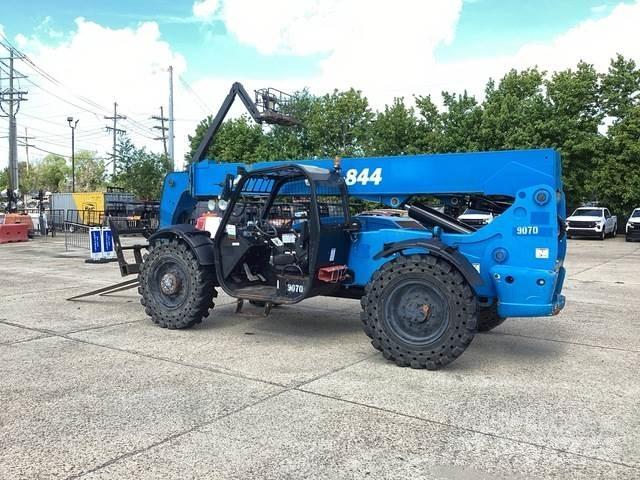 Genie GTH-844 伸縮臂操作車