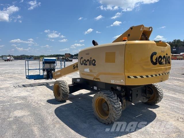 Genie S-40XC 伸縮臂高空作業車