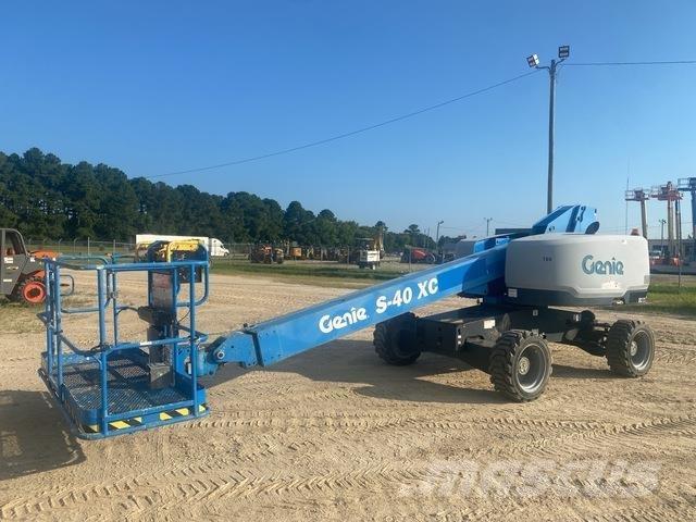 Genie S-40XC 伸縮臂高空作業車