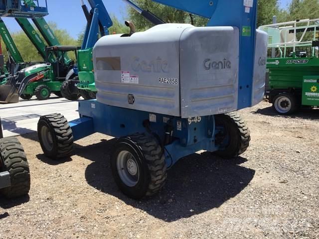 Genie S-45 其他