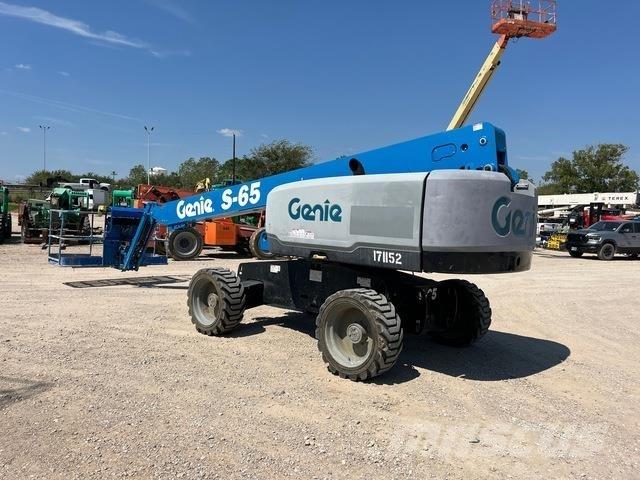 Genie S-65 伸縮臂高空作業車