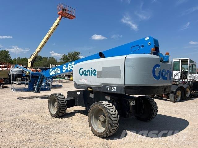 Genie S-65 伸縮臂高空作業車