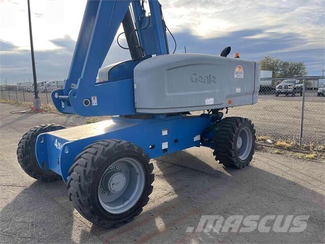 Genie S-80X 伸縮臂高空作業車