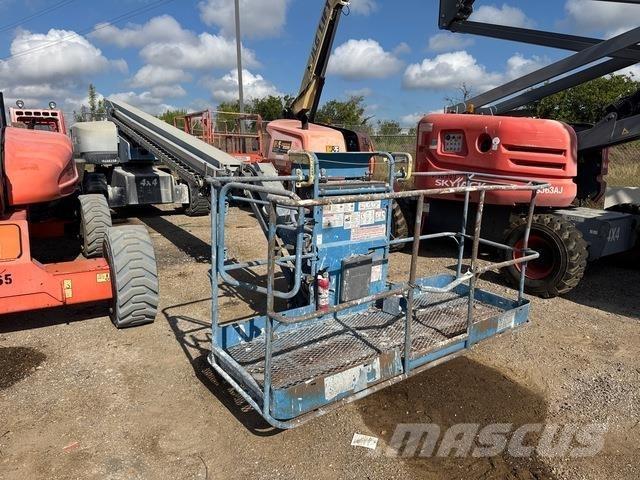 Genie S-85 XC 伸縮臂高空作業車