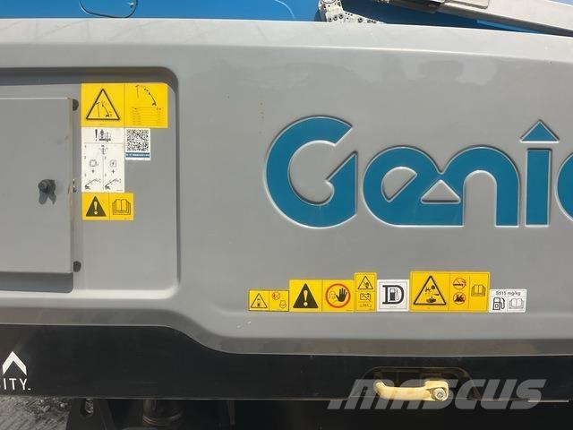 Genie S85 XC 伸縮臂高空作業車