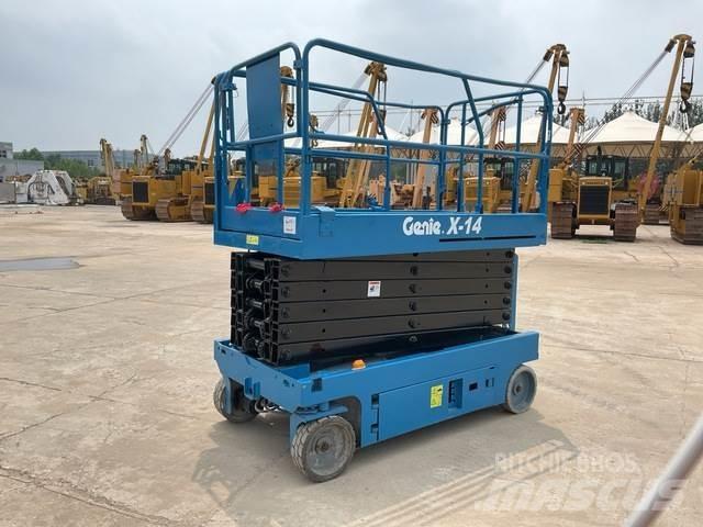 Genie X14 剪式升降機