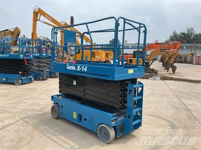 Genie X14 剪式升降機