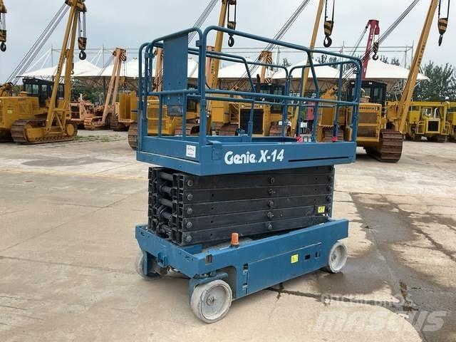 Genie X14 剪式升降機