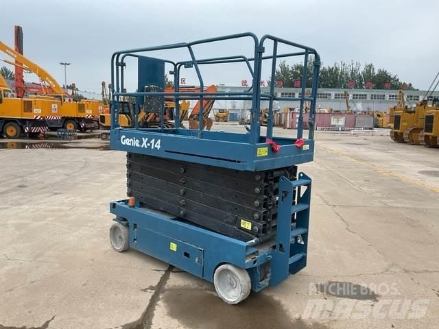 Genie X14 剪式升降機