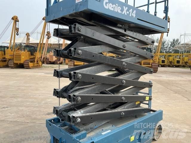 Genie X14 剪式升降機