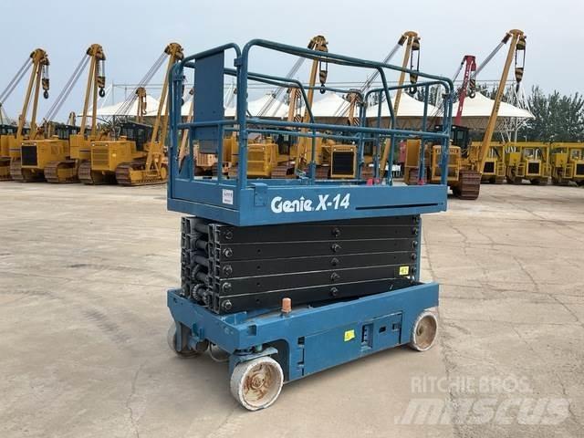 Genie X14 剪式升降機
