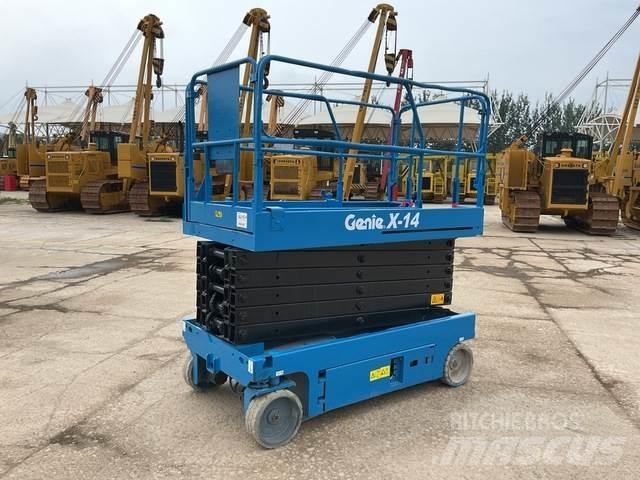 Genie X14 剪式升降機