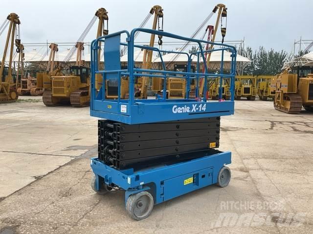 Genie X14 剪式升降機