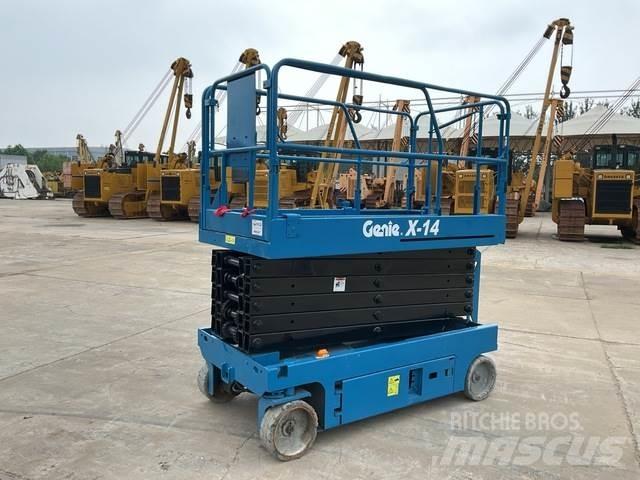Genie X14 剪式升降機