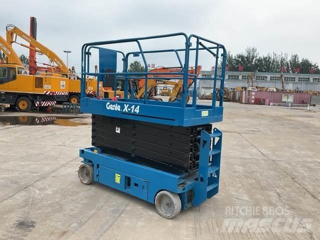 Genie X14 剪式升降機