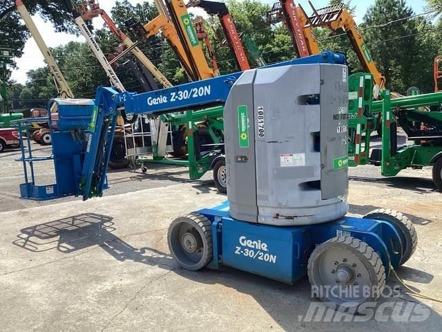 Genie Z-30/20N 曲臂高空作業車