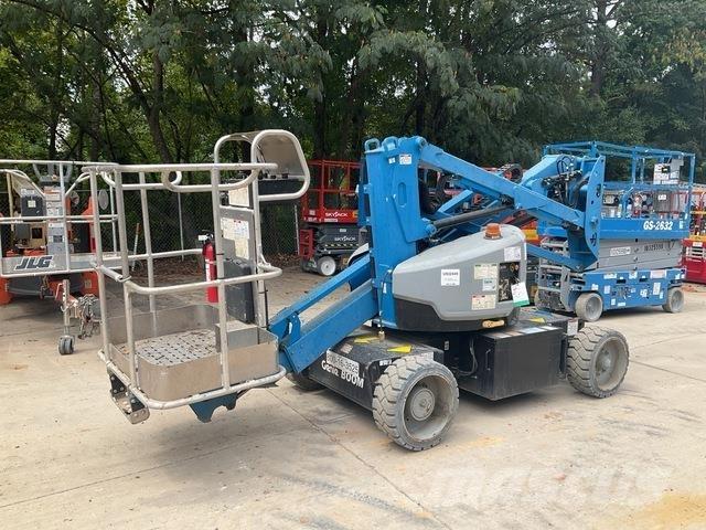 Genie Z-33/18 曲臂高空作業車
