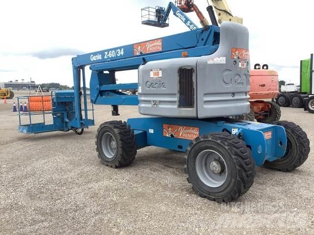 Genie Z-60/34 曲臂高空作業車