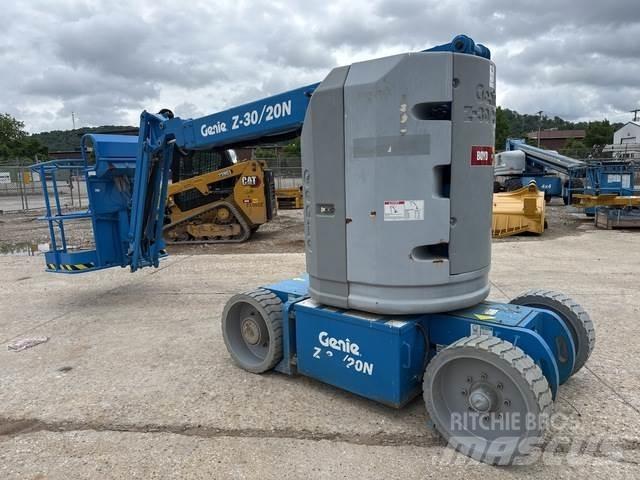Genie Z30/20N 曲臂高空作業車