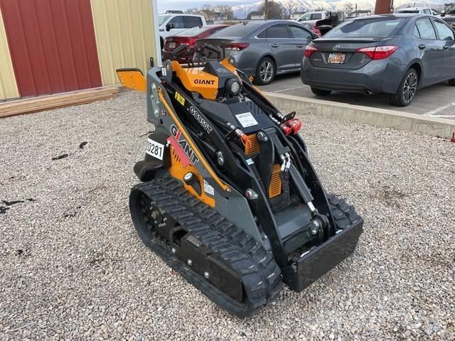 GiANT GS950T 滑移轉向裝載機