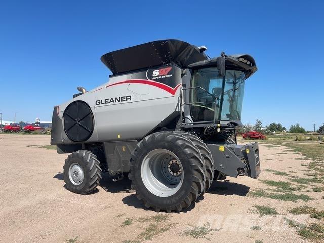 Gleaner S97 聯合收穫機