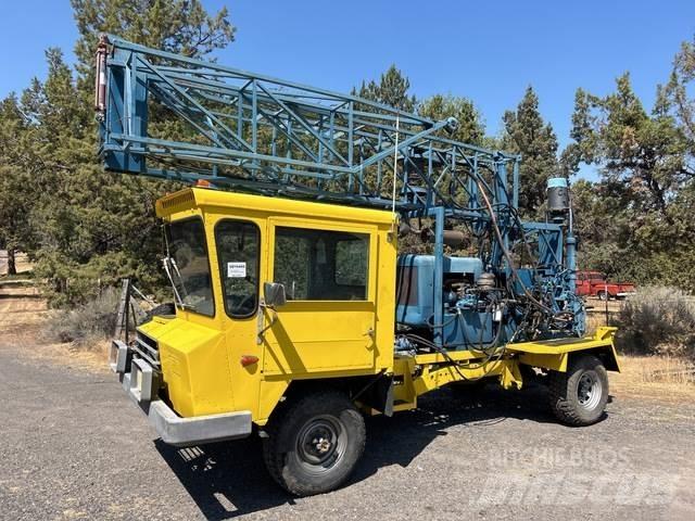 GMC  移動式鑽機車