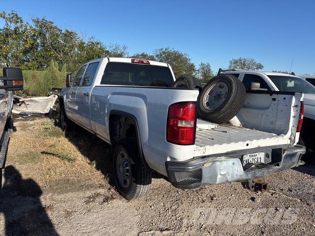 GMC 2500 HD 皮卡.傳統半斗卡車/側卸板