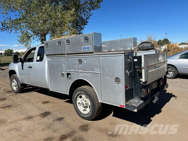 GMC 2500 HD 皮卡.傳統半斗卡車/側卸板
