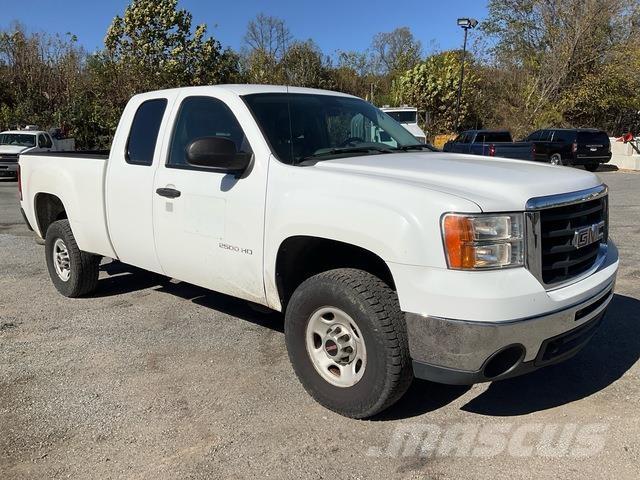 GMC 2500 HD 皮卡.傳統半斗卡車/側卸板