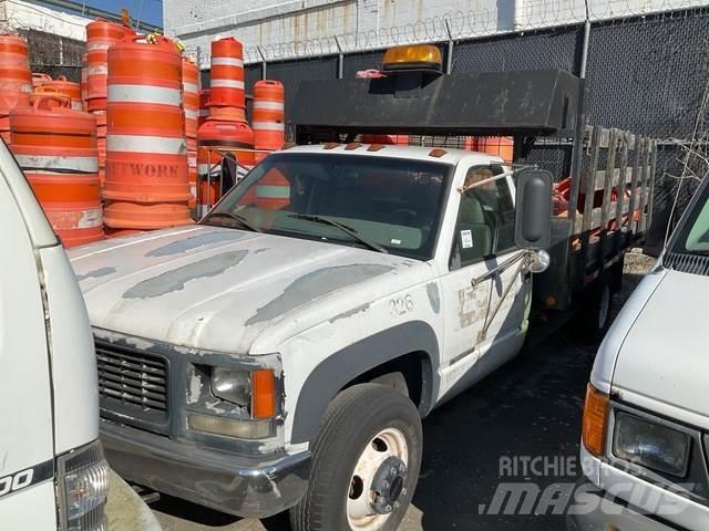 GMC 3500 平板式/側卸式卡車