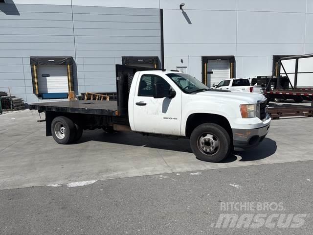 GMC 3500 平板式/側卸式卡車