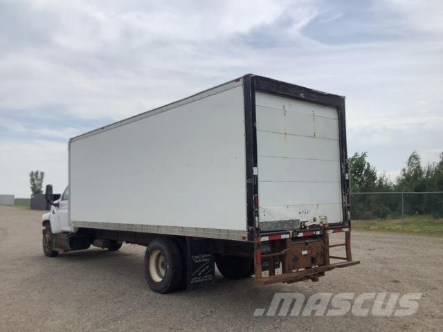 GMC 7500 貨箱式卡車