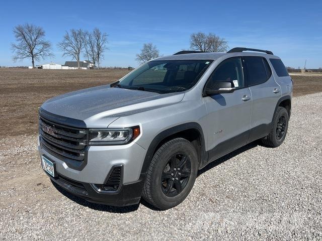 GMC Acadia 汽車