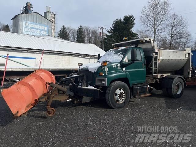 GMC C8500 刮雪板和犁