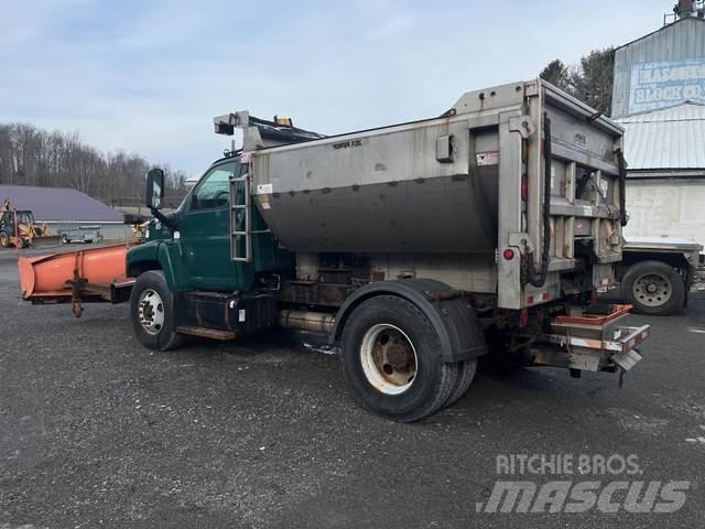 GMC C8500 刮雪板和犁