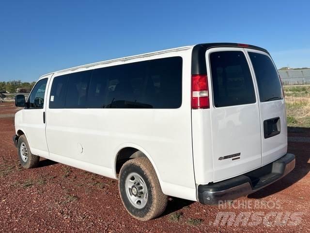 GMC Express 汽車