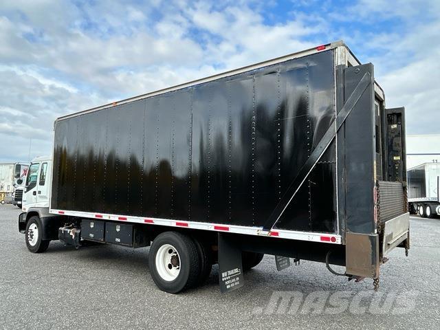 GMC T-Series 貨箱式卡車