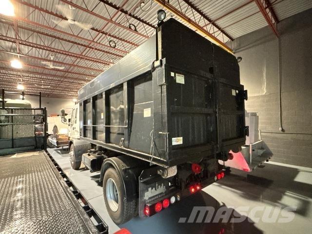 GMC T7500 裝載運輸卡車