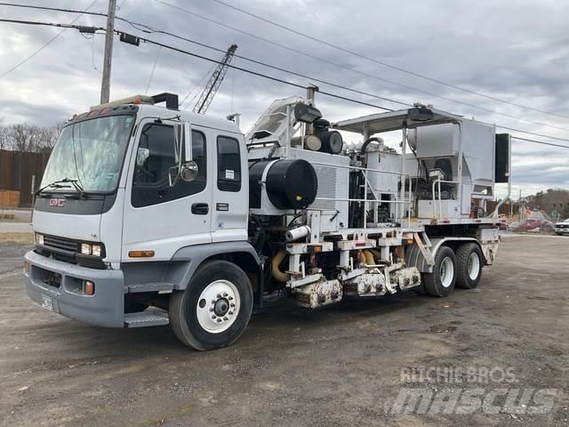 GMC T8500 都市/通用型車輛