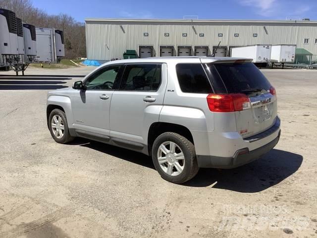 GMC Terrain 汽車