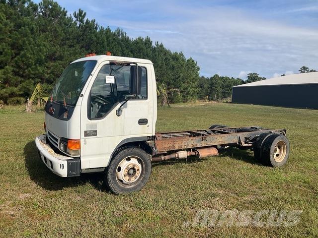 GMC W45042 駕駛室與內部