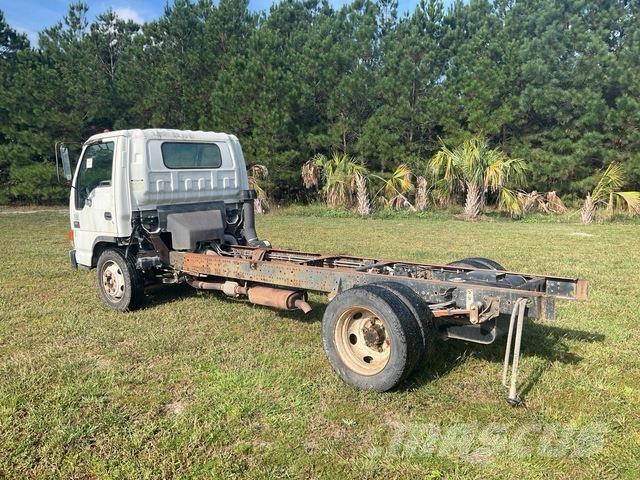 GMC W45042 駕駛室與內部