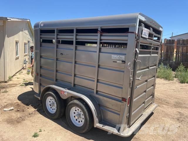  GRUPO 動物運輸拖車